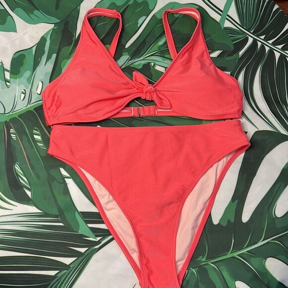 Cupshe pink, two-piece bikini - Picture 4 of 7